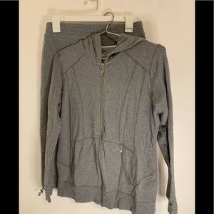 2piece style &co Gray capri jogger suit. Size small